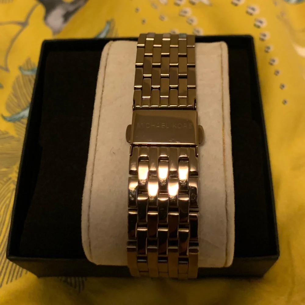 Michael Kors Darci MK3416 Brown Woman’s Watch - Picture 4 of 8